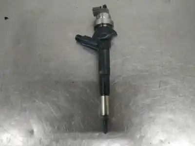Second-hand car spare part Injector for OPEL ASTRA J (P10) 1.7 CDTI (68) OEM IAM references 55567729  