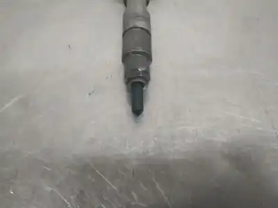 Second-hand car spare part injector for seat leon (1m1) signo oem iam references 038130202e  