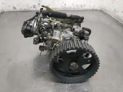 Pezzo di ricambio per auto di seconda mano pompa diniezione per kia carnival td ls riferimenti oem iam 0460414191  