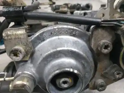 Pezzo di ricambio per auto di seconda mano pompa diniezione per kia carnival td ls riferimenti oem iam 0460414191  