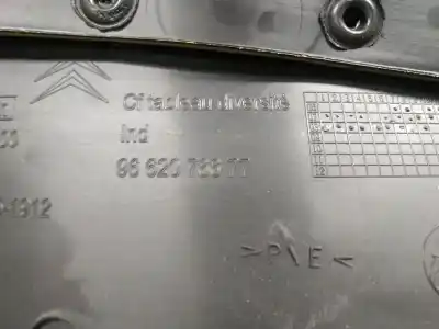 Peça sobressalente para automóvel em segunda mão Forra / Revestimento Da Porta Dianteira Direita por CITROEN C5 BERLINA S Referências OEM IAM 9662076677  