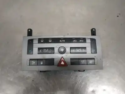 Peça sobressalente para automóvel em segunda mão  por PEUGEOT 407  Referências OEM IAM 96573322YW01  