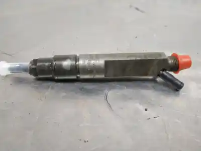 Recambio de automóvil de segunda mano de Inyector para SEAT IBIZA (6K1) Sport referencias OEM IAM 038130201G  