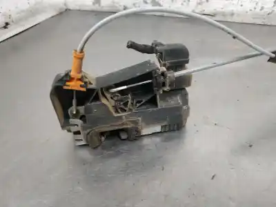 Peça sobressalente para automóvel em segunda mão fechadura da porta dianteira direita por opel meriva cosmo referências oem iam 13154792  