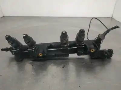 Pezzo di ricambio per auto di seconda mano rampa iniettori per renault clio ii fase i (b/cbo) 1.2 riferimenti oem iam 7700109066  