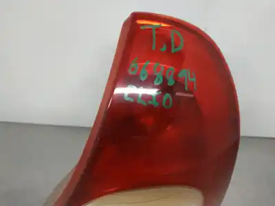 Second-hand car spare part right tailgate light for renault clio ii fase ii (b/cb0) authentique oem iam references   