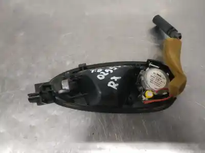 Peça sobressalente para automóvel em segunda mão PUXADOR INTERIOR TRASEIRO DIREITO por SEAT LEON (1P1)  Referências OEM IAM 5P0837114  