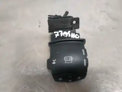 Second-hand car spare part Steering Wheel Switch for RENAULT LAGUNA III 96KW OEM IAM references 255520795  