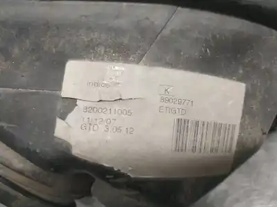 Second-hand car spare part right headlight for dacia logan mcv laureate oem iam references 8200211005  