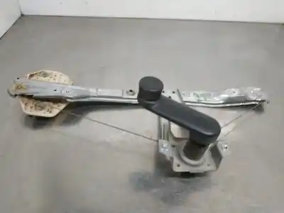 Pezzo di ricambio per auto di seconda mano alzacristalli posteriore sinistro per renault clio ii fase ii (b/cb0) base authentique 65 cv / 48 kw riferimenti oem iam 7700434303  