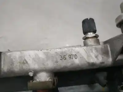 Pezzo di ricambio per auto di seconda mano RAMPA INIETTORI per OPEL VECTRA B BERLINA Básico (1999->) Riferimenti OEM IAM   