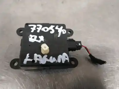 Pièce détachée automobile d'occasion MOTEUR / ACTIONNEUR DE VOLET DE CLIMATISATION pour RENAULT LAGUNA III 96KW Références OEM IAM A24820A8400001  