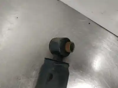 Pezzo di ricambio per auto di seconda mano Ammortizzatore Posteriore per NISSAN CABSTAR E NISSAN Riferimenti OEM IAM   