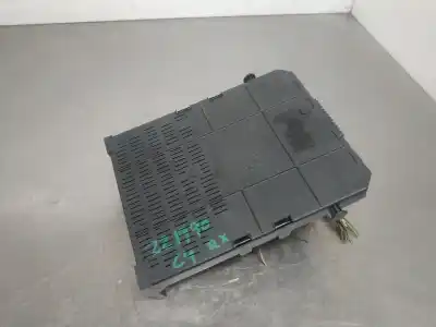 Recambio de automóvil de segunda mano de CAJA RELES / FUSIBLES para CITROEN C4 COUPE  referencias OEM IAM 9658158780  