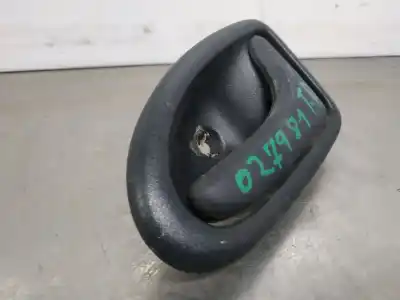 Pezzo di ricambio per auto di seconda mano maniglia interna posteriore destra per renault clio ii fase ii (b/cb0) authentique 58 cv / 43 kw riferimenti oem iam    Pezzo di ricambio per auto di seconda mano maniglia interna posteriore destra per renault clio ii fase ii (b/cb0) authentique 58 cv / 43 kw riferimenti oem iam