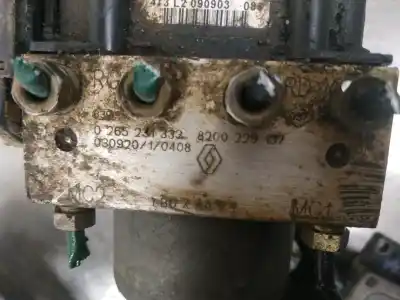 Pezzo di ricambio per auto di seconda mano abs per renault clio ii fase ii (b/cb0) base authentique 65 cv / 48 kw riferimenti oem iam 8200229137   Pezzo di ricambio per auto di seconda mano abs per renault clio ii fase ii (b/cb0) base authentique 65 cv / 48 kw riferimenti oem iam 8200229137