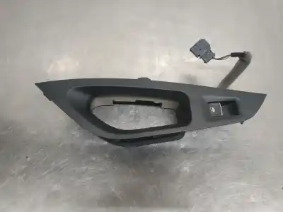 Peça sobressalente para automóvel em segunda mão Botão / Interruptor Elevador Vidro Traseiro Direito por SEAT LEON (5F1) FR Referências OEM IAM 5G0959855S  