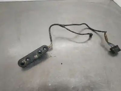 Peça sobressalente para automóvel em segunda mão Botão / Interruptor Elevador Vidro Dianteiro Direito por OPEL FRONTERA A Básico Referências OEM IAM   