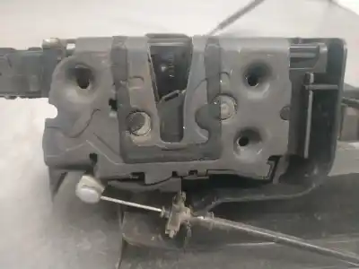 Peça sobressalente para automóvel em segunda mão fechadura da porta dianteira direita por ford focus berlina (cap) ambiente (d) referências oem iam   