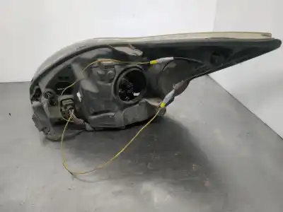 Peça sobressalente para automóvel em segunda mão farol / farolim direito por ford focus berlina (cap) ambiente (d) referências oem iam 8m5113007cd  