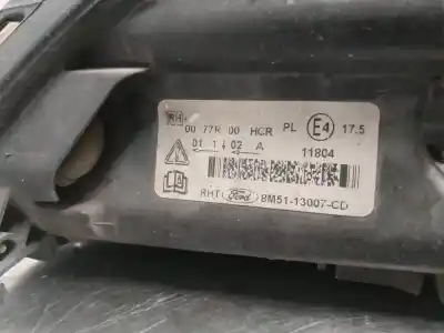 Peça sobressalente para automóvel em segunda mão Farol / Farolim Direito por FORD FOCUS BERLINA (CAP) Ambiente (D) Referências OEM IAM 8M5113007CD  
