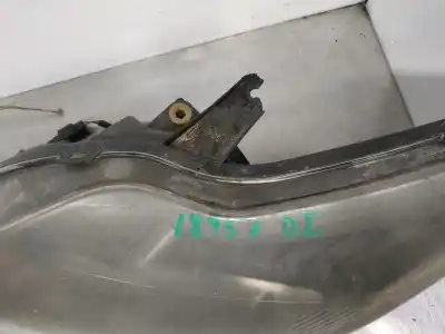 Peça sobressalente para automóvel em segunda mão farol / farolim esquerdo por ford focus berlina (cap) ambiente (d) referências oem iam 8m5113w030ce  
