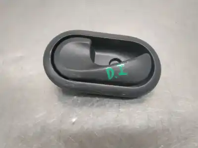 Автозапчастина б/у ліва передня внутрішня ручка для dacia duster ambiance 4x2 посилання на oem iam 8200733848  