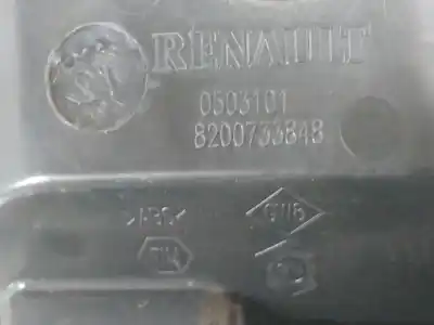 Автозапчастина б/у ліва передня внутрішня ручка для DACIA DUSTER Ambiance 4x2 Посилання на OEM IAM 8200733848  