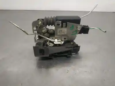 Second-hand car spare part front right door lock for dacia duster ambiance 4x2 oem iam references 8200735224  