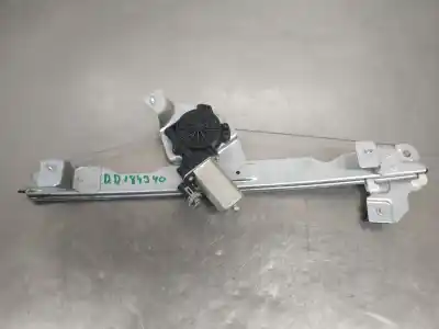 Second-hand car spare part passenger side right window regulator for dacia duster ambiance 4x2 oem iam references 8200733828e  