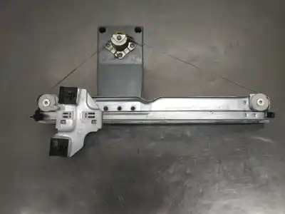 Pezzo di ricambio per auto di seconda mano alzacristalli posteriore sinistro per dacia duster ambiance 4x2 riferimenti oem iam 8200733831e  