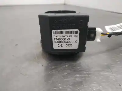 Peça sobressalente para automóvel em segunda mão sensor por dacia duster ambiance 4x2 referências oem iam 8200826300c  