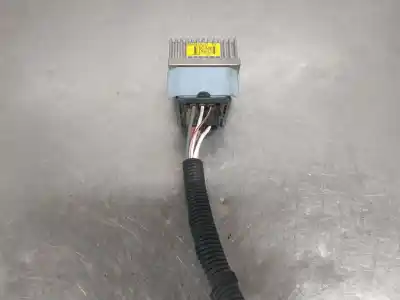 Second-hand car spare part glow plug for dacia duster ambiance 4x2 oem iam references 8200859243  