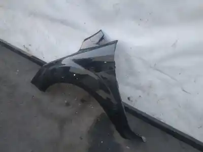 Peça sobressalente para automóvel em segunda mão GUARDA-LAMAS DIANTEIRO ESQUERDO por FORD FOCUS BERLINA (CAP)  Referências OEM IAM   