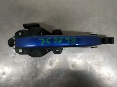 Peça sobressalente para automóvel em segunda mão puxador exterior frente direito por dacia sandero stepway essential referências oem iam 806067754r  