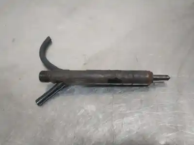 Peça sobressalente para automóvel em segunda mão INJETOR por FORD FOCUS BERLINA (CAK)  Referências OEM IAM TJBB02701D  