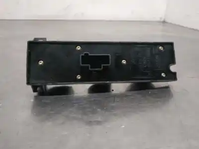 Peça sobressalente para automóvel em segunda mão BOTÃO / INTERRUPTOR ELEVADOR VIDRO DIANTEIRO ESQUERDO por FORD FOCUS BERLINA (CAP)  Referências OEM IAM 3M5T14A132AE  