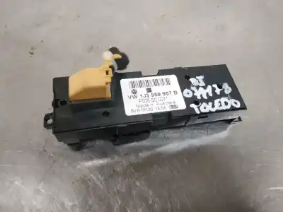 Peça sobressalente para automóvel em segunda mão botão / interruptor elevador vidro dianteiro esquerdo por seat toledo (1m2) select referências oem iam 1j3959857b  
