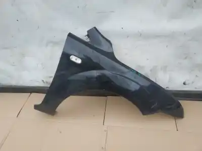 Peça sobressalente para automóvel em segunda mão guarda-lamas dianteiro direito por ford focus berlina (cap) ambiente (d) referências oem iam   