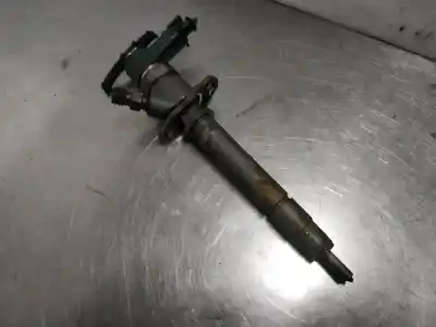 Second-hand car spare part INJECTOR for VOLVO S80 BERLINA  OEM IAM references 8658752  