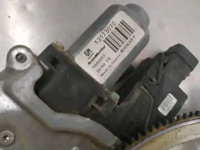 Second-hand car spare part passenger side right window regulator for opel combo corsa c oem iam references 13173070  