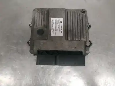 Pezzo di ricambio per auto di seconda mano Centralina Motore per OPEL CORSA C Cosmo Riferimenti OEM IAM 55194015  