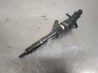 Pezzo di ricambio per auto di seconda mano INIETTORE per RENAULT SCENIC II  Riferimenti OEM IAM 8200100272  