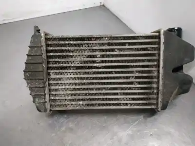 Pezzo di ricambio per auto di seconda mano INTERCOOLER per OPEL ZAFIRA B  Riferimenti OEM IAM 13240831  