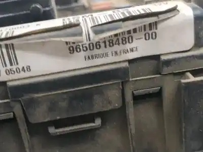 Pezzo di ricambio per auto di seconda mano SCATOLA RELÈ/FUSIBILI per CITROEN XSARA PICASSO  Riferimenti OEM IAM 9650618480  