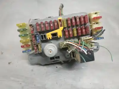 Peça sobressalente para automóvel em segunda mão Caixa De Fusíveis E Relés por LAND ROVER RANGE ROVER Vogue Turbo Diesel Referências OEM IAM AMR1280  