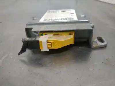 Автозапчастина б/у блок управління подушками безпеки для renault kangoo (f/kc0) authentique 64 cv / 47 kw посилання на oem iam 8200098401  