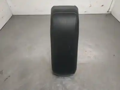 Pezzo di ricambio per auto di seconda mano bracciolo centrale per dacia duster laureate 4x2 riferimenti oem iam   