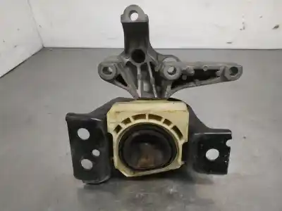 Second-hand car spare part engine support for dacia duster laureate 4x2 oem iam references 112845638r  