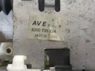 Second-hand car spare part front right door lock for dacia duster laureate 4x2 oem iam references 8200735224  